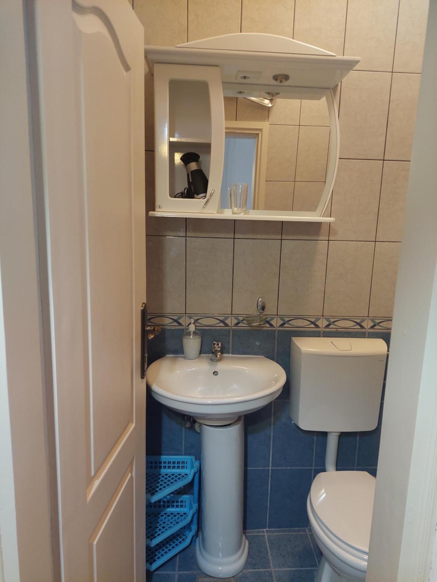 Kjara Apartments Тиват Екстериор снимка