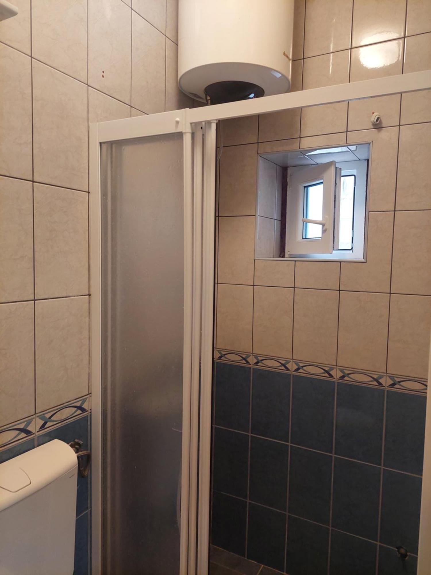 Kjara Apartments Тиват Екстериор снимка